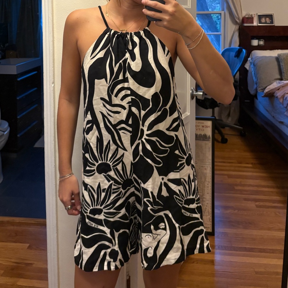 FARM RIO women’s unworn without tags Black and White Jumpsuit romper